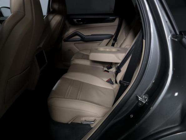 Porsche Cayenne III с пробегом 2019 года, цена 6 300 000 рублей, 130237 км, внедорожник, Автокод Объявления
