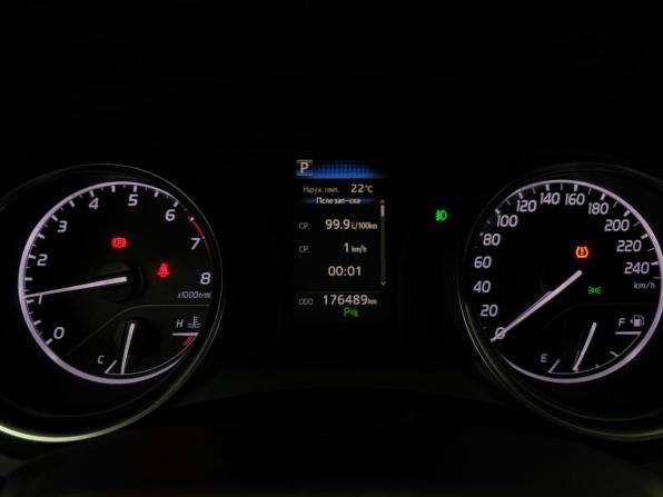 Toyota Camry VIII (XV70) с пробегом 2018 года, цена 2 397 000 рублей, 176488 км, седан, Автокод Объявления