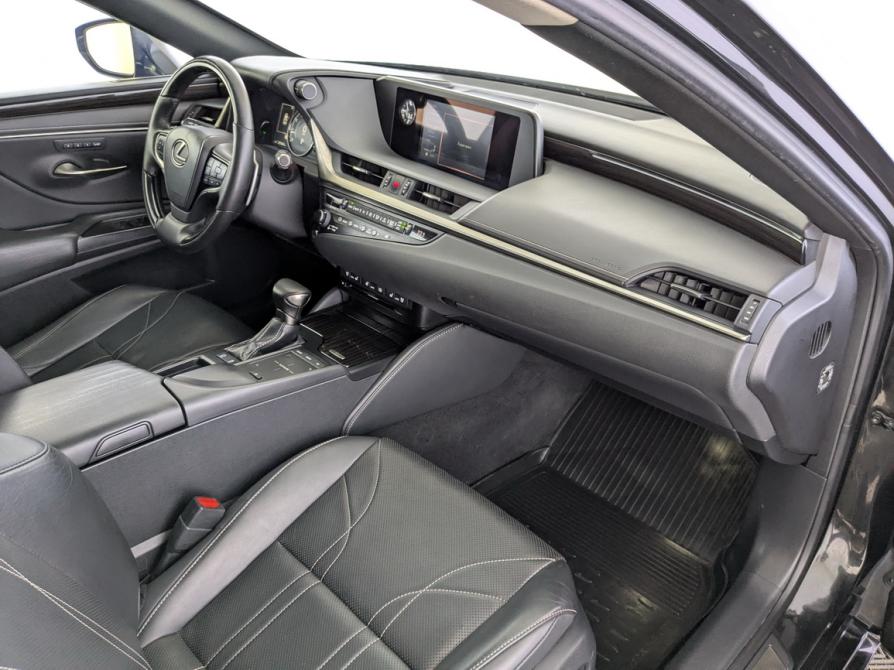 Lexus ES VII Москва  - изображение 11