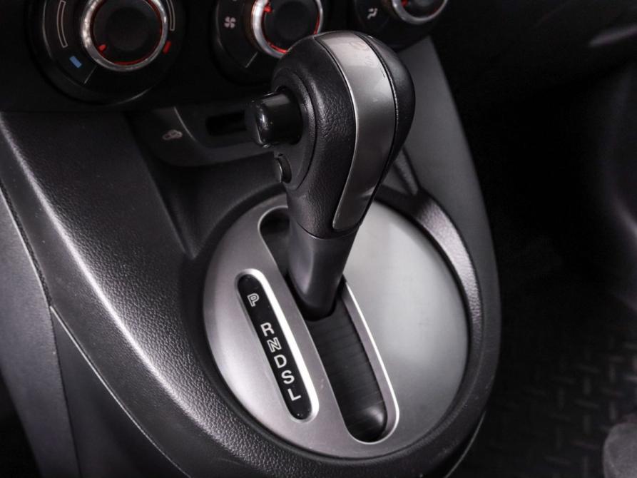 Mazda 2 II Рестайлинг (DE2) Минеральные Воды  - изображение 11