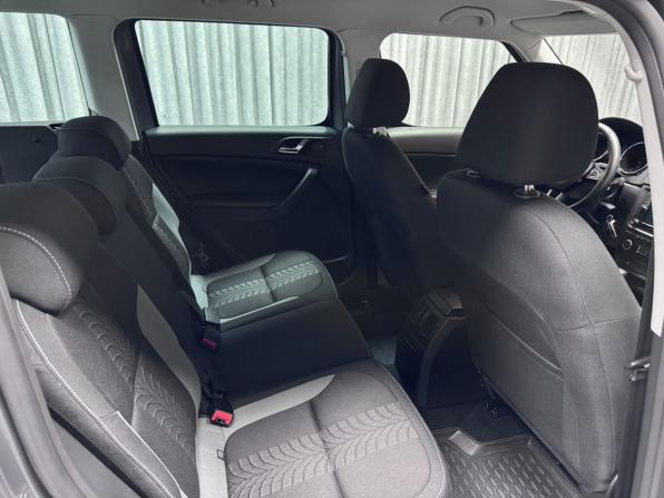 Skoda Yeti I Рестайлинг с пробегом 2015 года, цена 1 470 000 рублей, 71761 км, внедорожник, Автокод Объявления