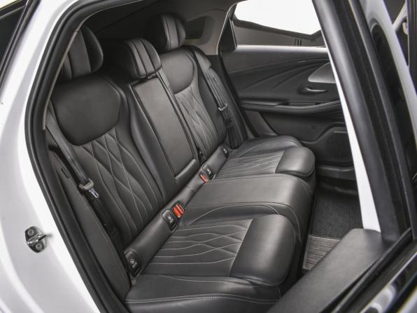 Chery Arrizo 8 с пробегом 2023 года, цена 2 240 000 рублей, 14728 км, седан, Автокод Объявления
