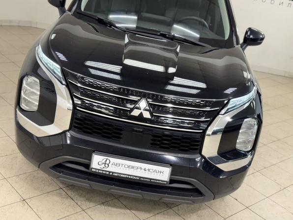 Mitsubishi Outlander IV с пробегом 2023 года, цена 3 500 000 рублей, 58103 км, внедорожник, Автокод Объявления