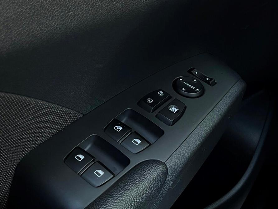 Hyundai Solaris II Санкт-Петербург  - изображение 18