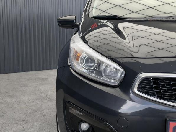 Kia Ceed II Рестайлинг с пробегом 2017 года, цена 1 277 000 рублей, 147327 км, универсал, Автокод Объявления