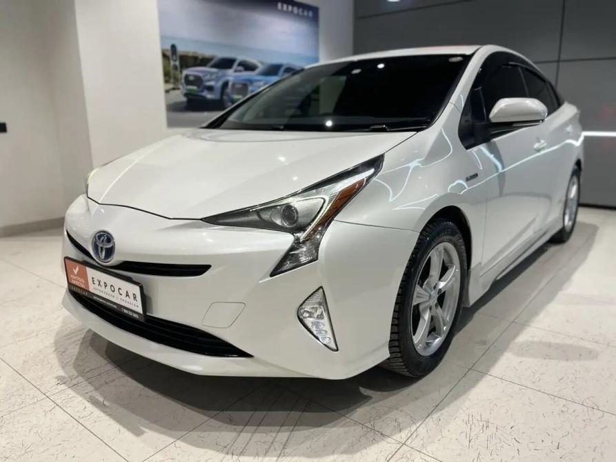 Toyota Prius IV (XW50) Новосибирск  - изображение 1