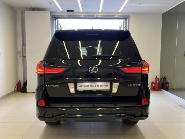 Lexus LX III Рестайлинг 2 с пробегом 2017 года, цена 7 900 000 рублей, 160000 км, внедорожник, Автокод Объявления