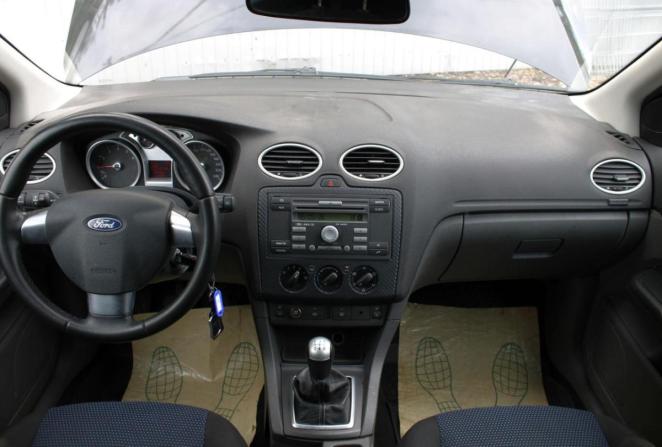 Ford Focus II с пробегом 2006 года, цена 350 000 рублей, 242376 км, хэтчбек, Автокод Объявления