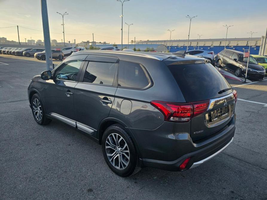 Mitsubishi Outlander III Рестайлинг 2 Тюмень  - изображение 5