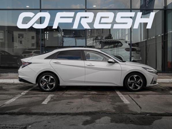 Hyundai Elantra VII (CN7) с пробегом 2022 года, цена 1 810 000 рублей, 86787 км, седан, Автокод Объявления