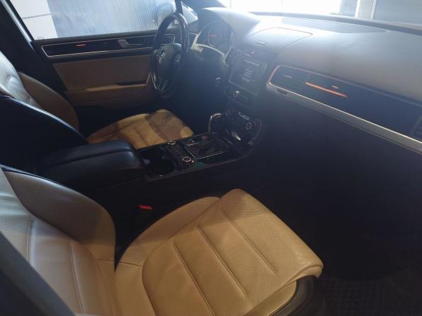 Volkswagen Touareg II с пробегом 2013 года, цена 2 800 000 рублей, 344163 км, внедорожник, Автокод Объявления