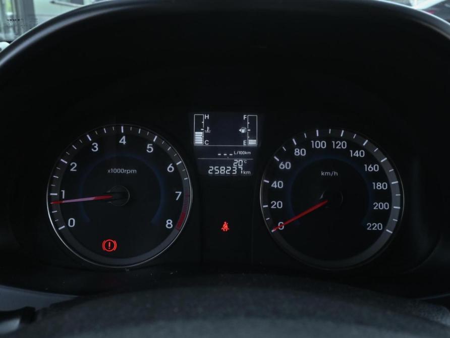 Hyundai Solaris I Рестайлинг Волгоград  - изображение 12