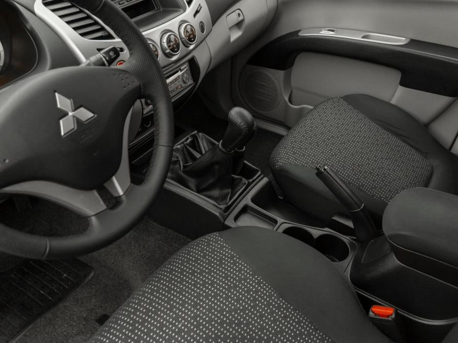 Mitsubishi L200 IV Москва  - изображение 16