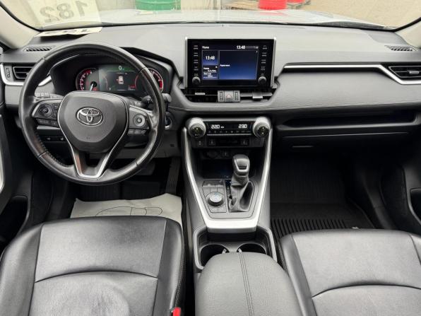 Toyota RAV4 V (XA50) с пробегом 2022 года, цена 3 199 000 рублей, 110000 км, внедорожник, Автокод Объявления