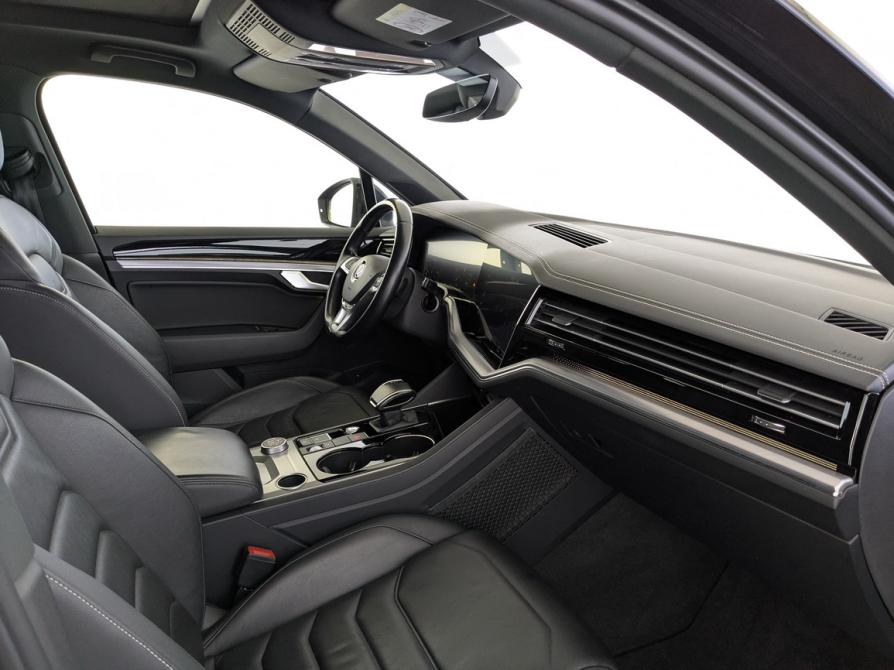 Volkswagen Touareg III Москва  - изображение 11