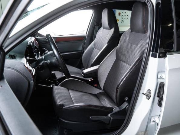 Volkswagen Polo VI с пробегом 2021 года, цена 1 790 000 рублей, 120311 км, лифтбек, Автокод Объявления
