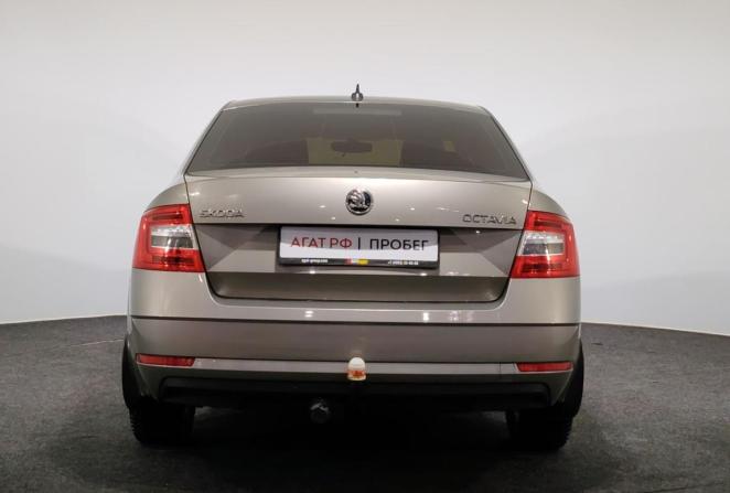 Skoda Octavia III (A7) Рестайлинг с пробегом 2018 года, цена 1 470 000 рублей, 208819 км, лифтбек, Автокод Объявления