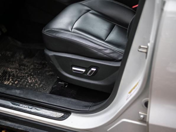 Geely Atlas I с пробегом 2018 года, цена 1 255 000 рублей, 128420 км, внедорожник, Автокод Объявления