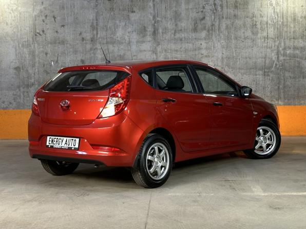 Hyundai Solaris I Рестайлинг с пробегом 2015 года, цена 1 280 000 рублей, 58457 км, хэтчбек, Автокод Объявления