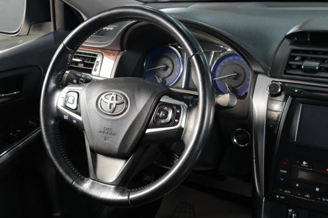 Toyota Camry VII (XV50) Рестайлинг 2 с пробегом 2017 года, цена 2 249 000 рублей, 156000 км, седан, Автокод Объявления