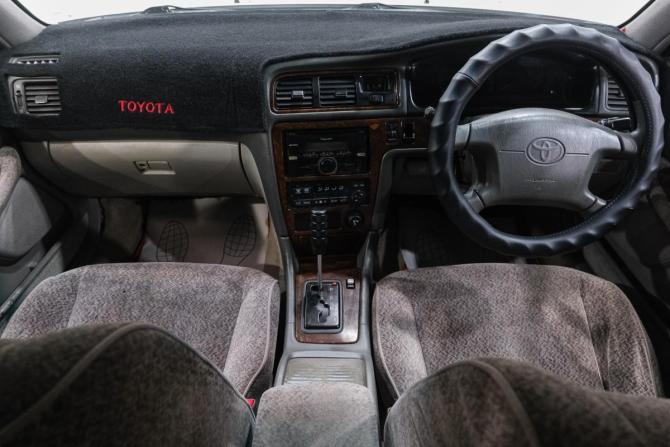 Toyota Mark II VIII (X100) с пробегом 2000 года, цена 699 000 рублей, 320000 км, седан, Автокод Объявления