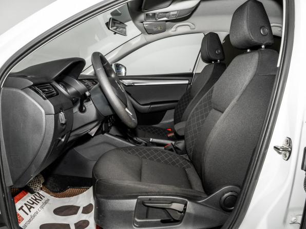 Skoda Octavia III (A7) Рестайлинг с пробегом 2020 года, цена 1 625 000 рублей, 87009 км, лифтбек, Автокод Объявления