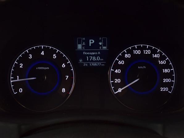 Hyundai Solaris I Рестайлинг с пробегом 2016 года, цена 964 995 рублей, 170576 км, седан, Автокод Объявления