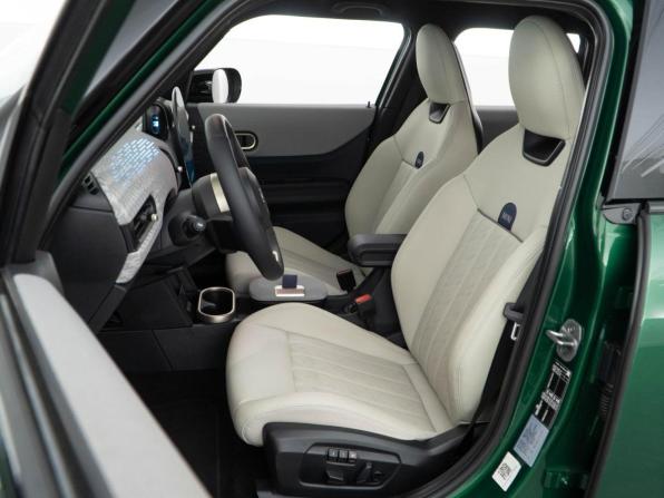 Mini Hatch IV (F65/F66/J01) с пробегом 2024 года, цена 5 344 055 рублей, 5221 км, хэтчбек, Автокод Объявления