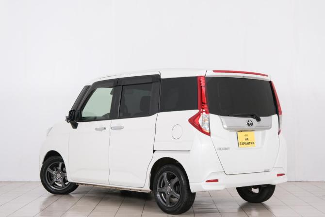 Toyota Roomy I с пробегом 2017 года, цена 1 039 000 рублей, 142000 км, микровэн, Автокод Объявления