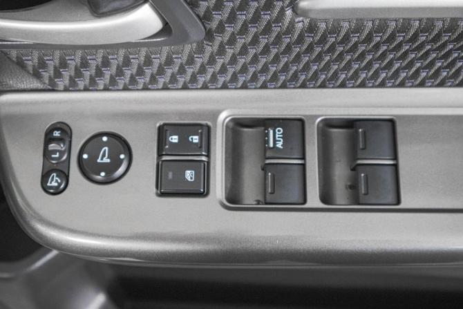 Honda Stepwgn V с пробегом 2016 года, цена 1 849 000 рублей, 117000 км, минивэн, Автокод Объявления
