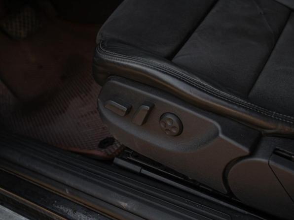 Audi A6 III (C6) Рестайлинг с пробегом 2009 года, цена 838 000 рублей, 220781 км, универсал, Автокод Объявления