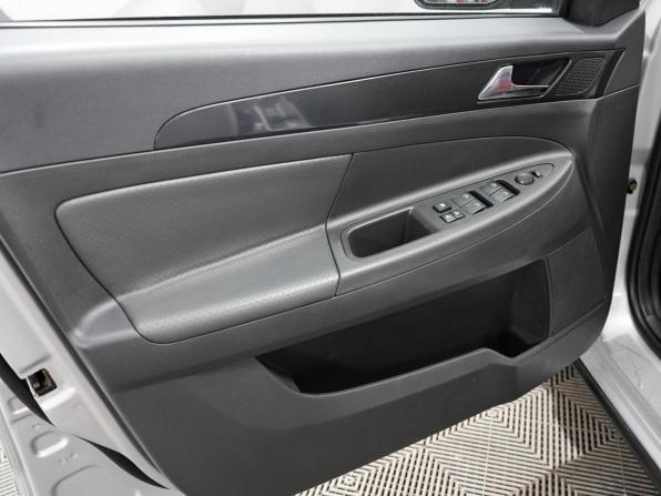 Dongfeng H30 Cross с пробегом 2015 года, цена 581 000 рублей, 117000 км, хэтчбек, Автокод Объявления