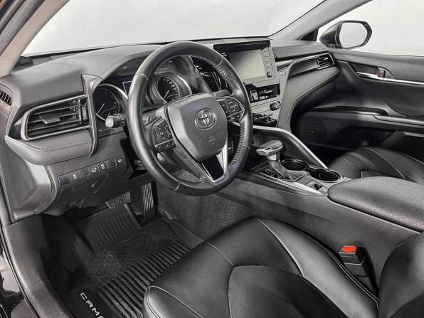 Toyota Camry VIII (XV70) Рестайлинг с пробегом 2021 года, цена 2 322 000 рублей, 118233 км, седан, Автокод Объявления