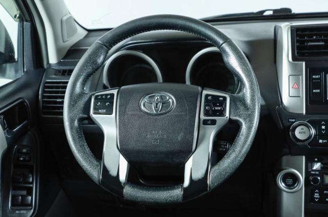 Toyota Land Cruiser Prado 150 Series с пробегом 2011 года, цена 2 549 000 рублей, 232000 км, внедорожник, Автокод Объявления