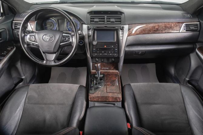 Toyota Camry VII (XV50) Рестайлинг с пробегом 2014 года, цена 1 799 000 рублей, 241758 км, седан, Автокод Объявления