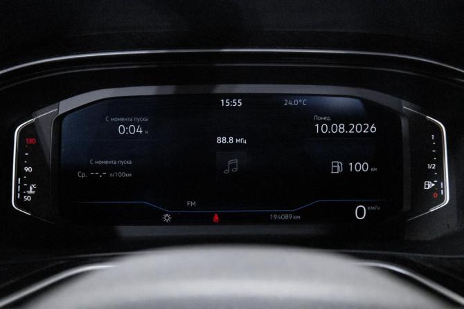 Volkswagen Polo VI с пробегом 2020 года, цена 1 349 000 рублей, 194042 км, лифтбек, Автокод Объявления