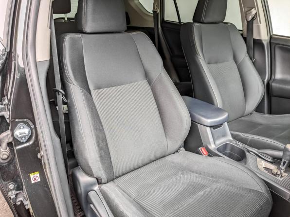 Toyota RAV4 IV (XA40) с пробегом 2015 года, цена 1 825 000 рублей, 214733 км, внедорожник, Автокод Объявления