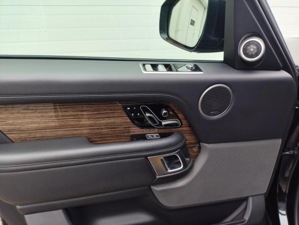 Land Rover Range Rover IV Рестайлинг с пробегом 2018 года, цена 4 995 000 рублей, 169093 км, внедорожник, Автокод Объявления