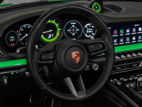 Porsche 911 VIII (992) с пробегом 2024 года, цена 19 380 000 рублей, 6464 км, купе, Автокод Объявления