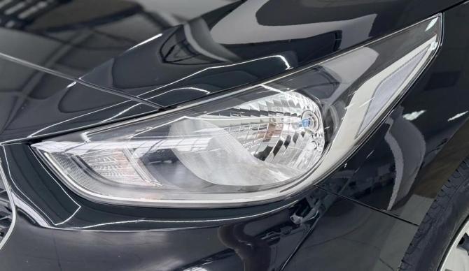 Hyundai Solaris II с пробегом 2017 года, цена 1 339 000 рублей, 74500 км, седан, Автокод Объявления