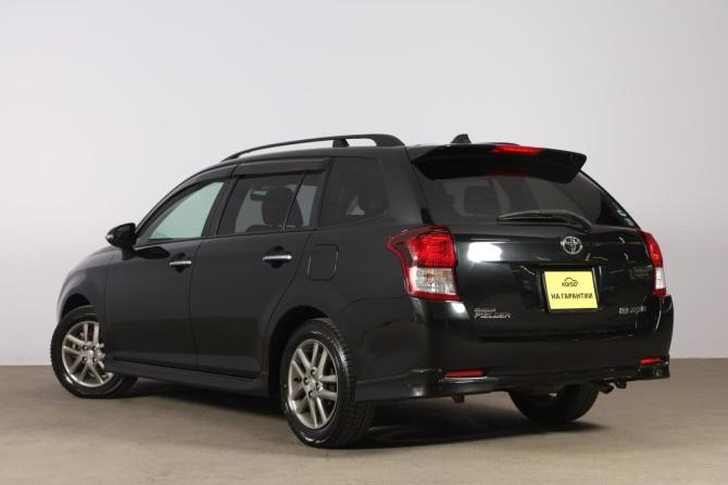 Toyota Corolla XI (E160 E170 E180) с пробегом 2014 года, цена 1 449 000 рублей, 63927 км, универсал, Автокод Объявления