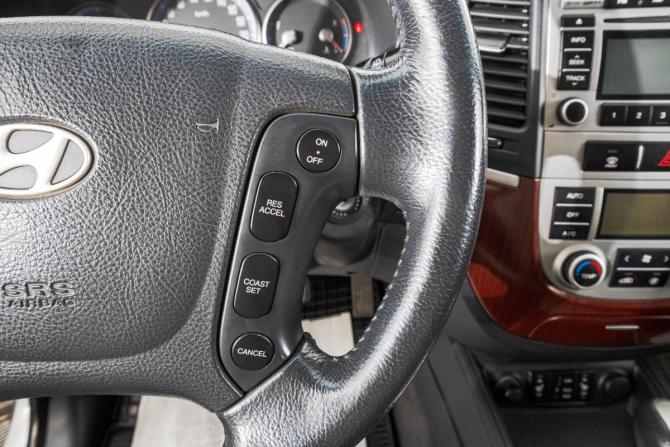 Hyundai Santa Fe II с пробегом 2008 года, цена 1 549 000 рублей, 218000 км, внедорожник, Автокод Объявления
