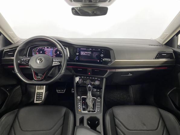 Volkswagen Jetta VII с пробегом 2021 года, цена 2 440 000 рублей, 92139 км, седан, Автокод Объявления