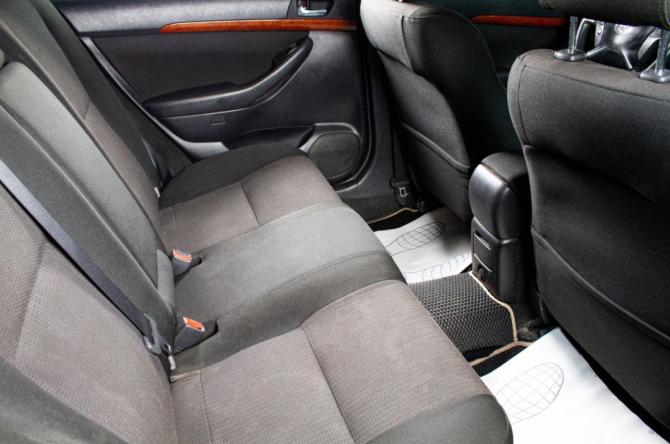 Toyota Avensis II Рестайлинг с пробегом 2008 года, цена 629 000 рублей, 331000 км, седан, Автокод Объявления