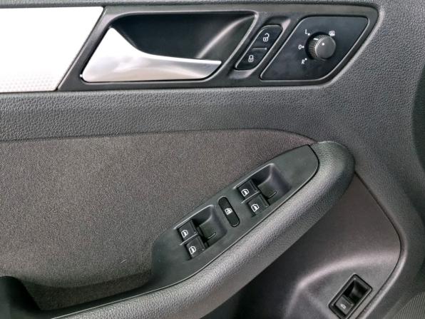 Volkswagen Jetta VI с пробегом 2013 года, цена 880 000 рублей, 219641 км, седан, Автокод Объявления