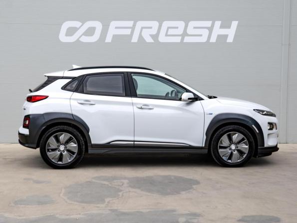 Hyundai Kona I с пробегом 2019 года, цена 2 703 000 рублей, 98600 км, внедорожник, Автокод Объявления