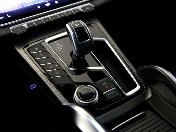 Geely Atlas Pro с пробегом 2023 года, цена 2 135 000 рублей, 61858 км, внедорожник, Автокод Объявления