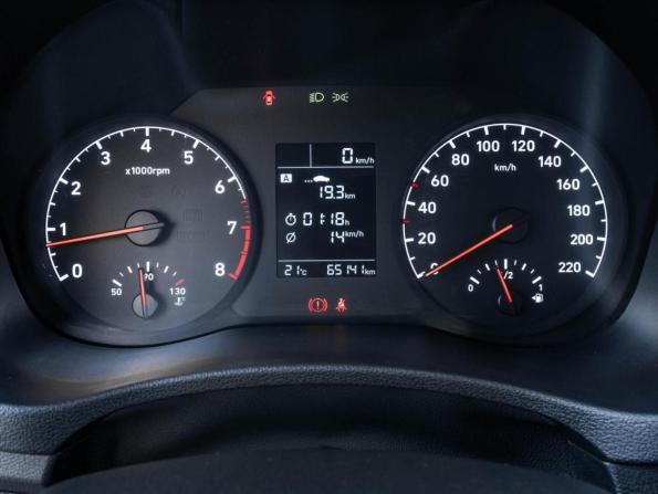 Hyundai Solaris II с пробегом 2018 года, цена 1 295 654 рубля, 65141 км, седан, Автокод Объявления