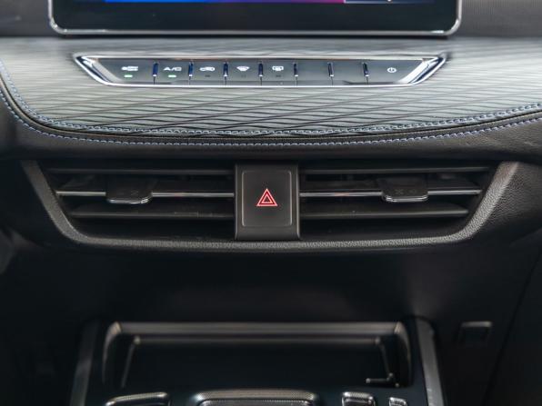 Haval Jolion I с пробегом 2023 года, цена 1 488 000 рублей, 48460 км, внедорожник, Автокод Объявления