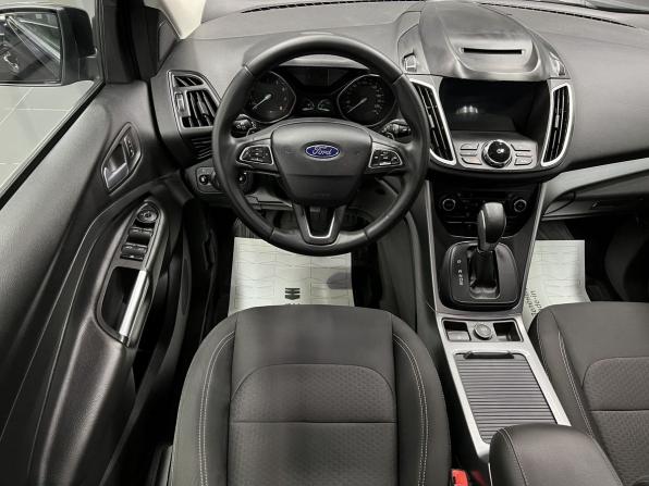 Ford Kuga II Рестайлинг с пробегом 2017 года, цена 1 520 000 рублей, 162575 км, внедорожник, Автокод Объявления